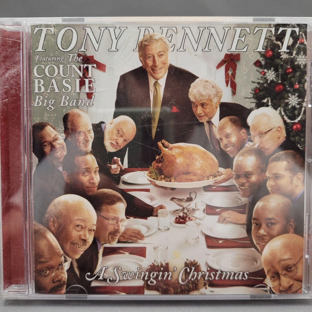 A Swingin' Christmas by Tony Bennett (CD, 2008)